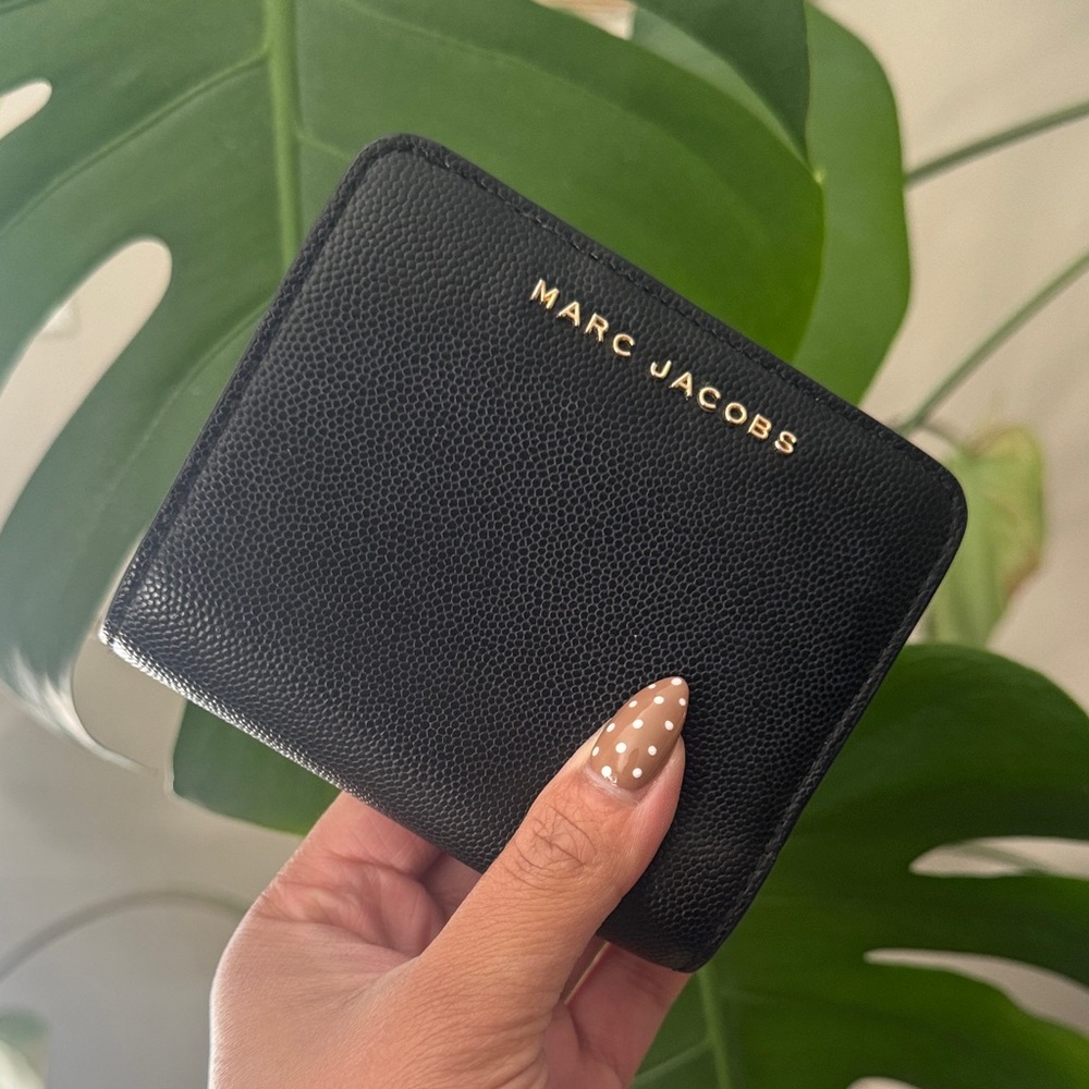 Marc Jacobs Black Textured Wallet